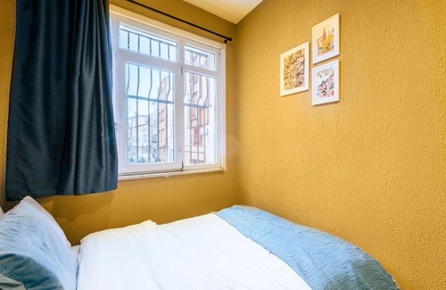 Fatih Apartment | Lovely Suite w King Bed 20 min to Hagia Sophia