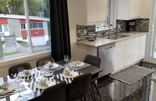 Laval-des-Rapides Apartment | Lovely sunny apartment with private entrance 5 minutes from the metro