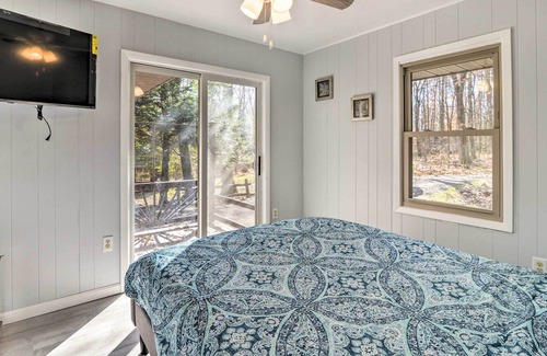 Alpine Lake House | Lovely Terra Alta Retreat w/ Resort Perks!