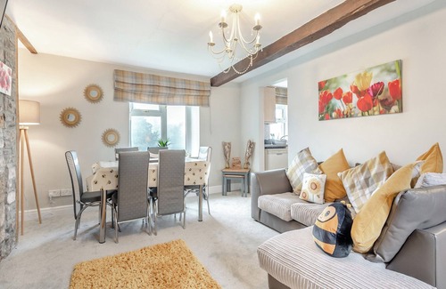 Defynnog Cottage | Lovely terraced cottage in the heart of the Brecon Beacons national park.