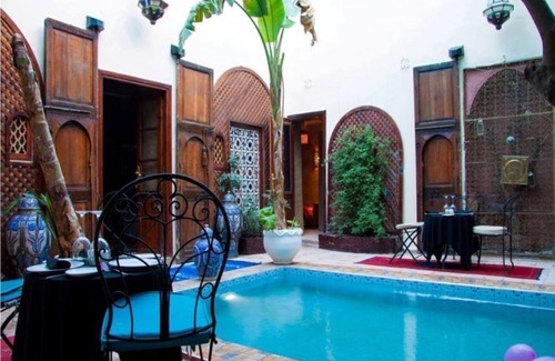 Sidi Bou Amar Villa | LOVELY VILLA IN THE HEART OF MARRAKECH WITH 11 PRIVATE ROOMS UP TO 27 PAX
