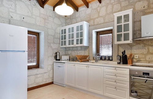 Bozcaada House | Lovely Villa with Backyard in Bozcaada near Beach