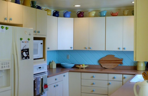 New Harbor House | Lovely waterfront cottage on Pemaquid Harbor. Weekly stays Saturday to Saturday.