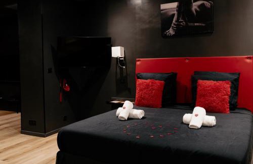 Cros-de-Cagnes Apartment | LoveRoom#1 by Pimente ton couple