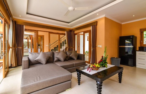 Kaliasem Villa | Lovina Luxury 3BR Villa With Pool & Free Breakfast!
