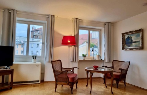 Wasserburg am Inn Apartment | Lovingly furnished vacation apartment Dreierlei, 65sqm