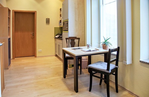 Hammerbrucke Apartment | Lovingly furnished apartment, living with friends