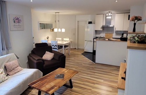 Warthausen Apartment | Lovingly furnished vacation apartment with private entrance and parking space