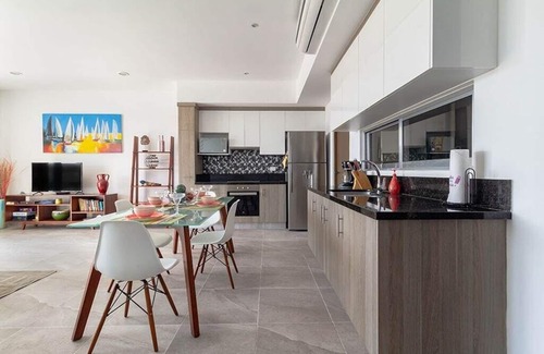Gonzalo Guerrero Condo | Low Summer/Fall 2025 Rate, Rooftop Pool, Great Area
