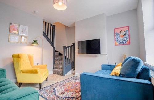 Pontrilas House | Lower Chestnut House, 2 Bedroom, Central Worcester