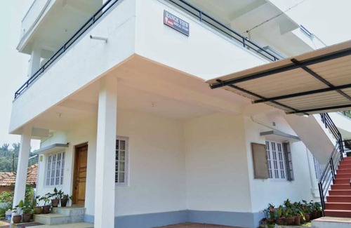 Katakeri Rural House | LOWER LEVEL of HOUSE in RANGE VIEW homestay (2 ROOMS )