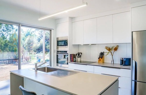 Loxton Apartment | Loxton Riverfront Apartment