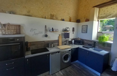 Lussas-et-Nontronneau House | LPC Dordogne Holidays - Couples retreat oozing character in an idyllic setting