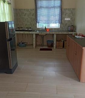 Kampung Penarik House | LR homestay