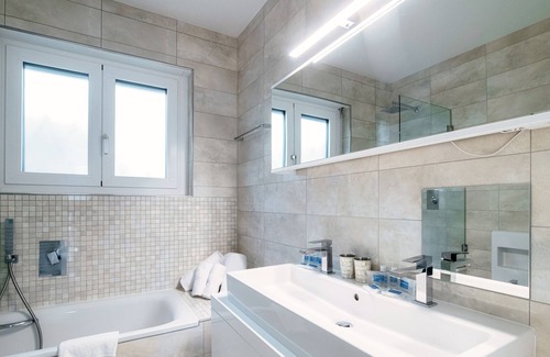 Castagnola Apartment | Luce di Lago