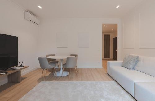 Trieste Old Town Apartment | Luce Suite