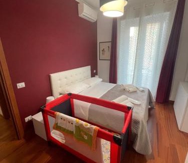 Quartiere XVII Trieste Apartment | Lucens Domus Appartamento Roma quartiere Trieste - vicino Metro b1 -