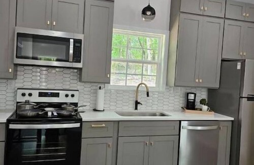 Kings Mountain House | Lucky Charm Bungalow