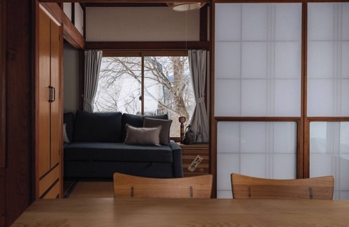 Myoko Cabin | Lucky Duck Cabin Myoko