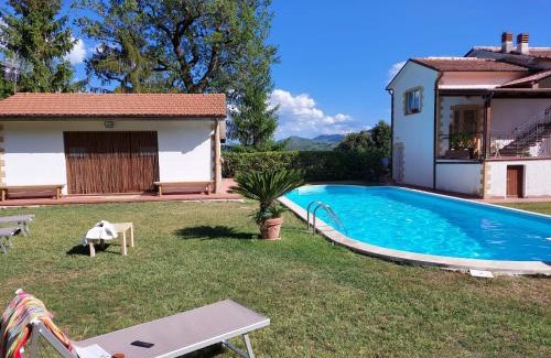 Borgiano di Serrapetrona Apartment | Lucrezia e Cesare Borgia