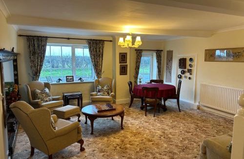Richmond House | Lucy Cross Guest House