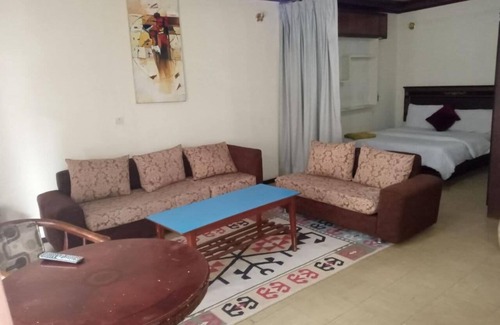Bole Bed & Breakfast | Lucy Guest House B&B