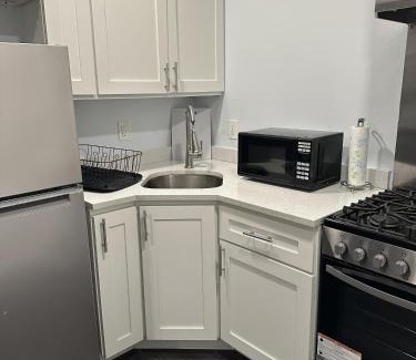 Mount Pleasant Apartment | Lucy Private Studio