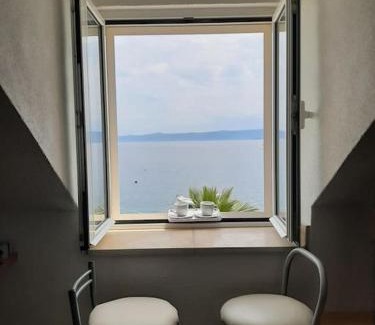 Bol Apartment | Lucy seafront apartment