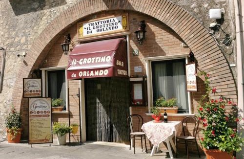 Cascia House | LucyBen GuestHouse
