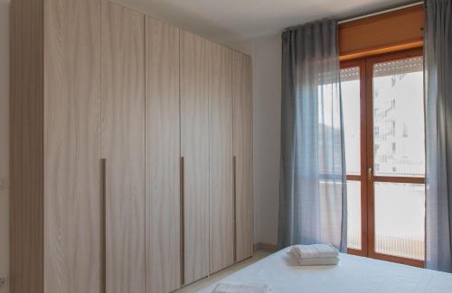 Santa Palomba Apartment | LucyElegance Pomezia a 800 MT dalla stazione - Wi-Fi Free