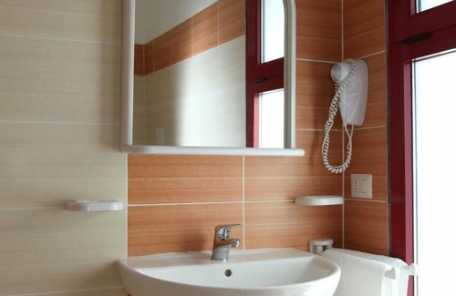 Terme Luigiane Bed & Breakfast | Luigiane B&B e Ristorante