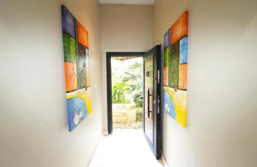 Roman Ridge Apartment | Lukas Garden Accra with Pool, Jacuzzi & Gym