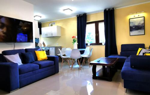 Kruklanki Villa | Luksusowe domy na Mazurach nad jeziorem 1