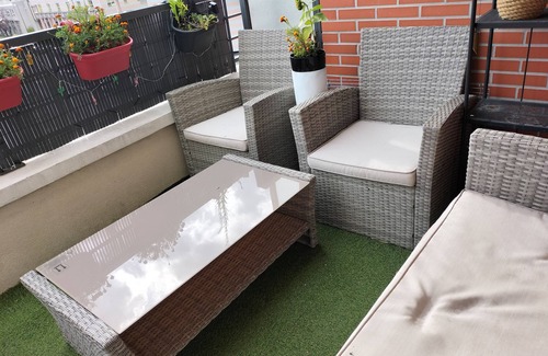 Conflans-Sainte-Honorine Apartment | Lumineux Duplex à 2 Minutes de la Gare et 10 Mins des Quais de Seine
