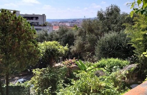 Saint-Roch Apartment | Lumineux 3 Pièces Avec Terrasse Couverte de Vigne