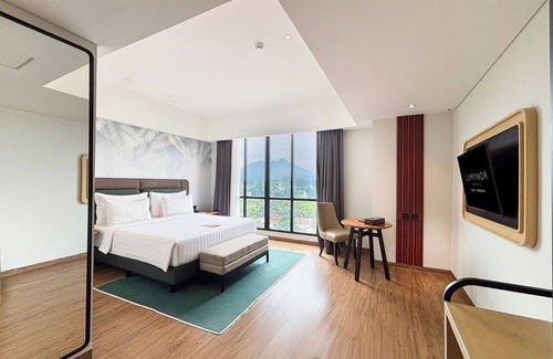 Bogor Tengah Hotel | Luminor Hotel Padjadjaran Bogor by WH