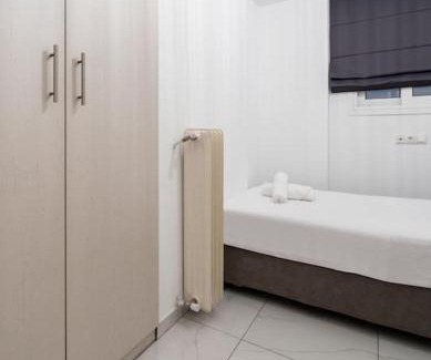 Koukaki Apartment | Luminous and Calm 2 BR Apt 7 minutes to Metro in Koukaki