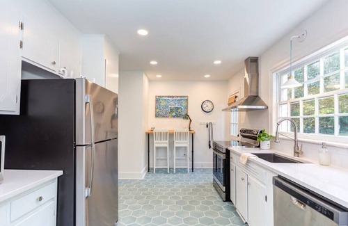 Graham House | Luminous Historic Home: Walk to Downtown Graham!