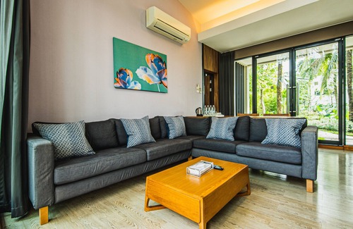 Khlong Khoen Hotel | Lumphawa Amphawa