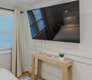 Hempstead Apartment | Lunavista Suite - 3B - 2BTH