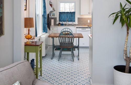 Lunenburg House | Lunenburg's Cupcake House