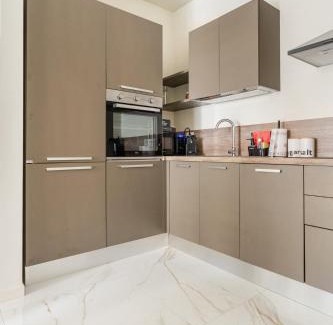 Historic Center Apartment | Lusso in pieno centro a due passi dalla stazione
