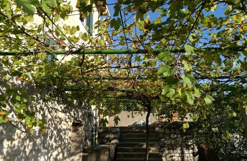 Klinci House | Lustica Village House