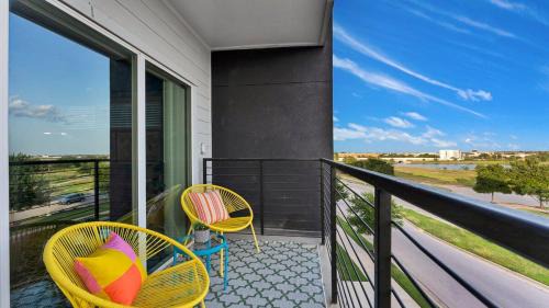 Cedar Park Apartment | LUX 1B1B with Parking, Pool, Gym, Private Patio near Austin