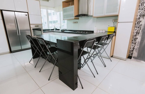 Taman Melawati House | Lux 6BR Home Private Rooftop Garden Kemensah KL
