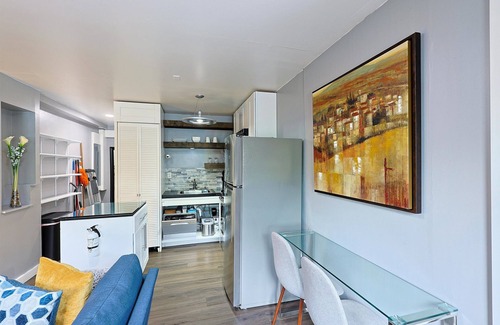Glenham Apartment | Lux APT Your home away from home.