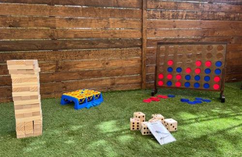 Middletown House | Lux Escape 2: Views Spa Games Safari Tent Golf