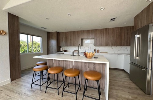 Hawthorne Condo | Lux living + comfort near LAX