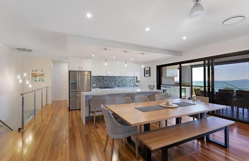 Airlie Beach House | Lux On Nara