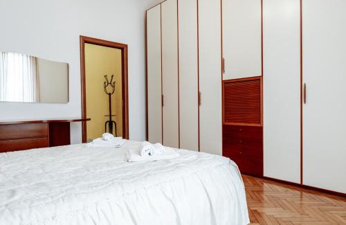 Busto Arsizio Apartment | Luxe Apartment near Milano, Rho Fiera e MXP